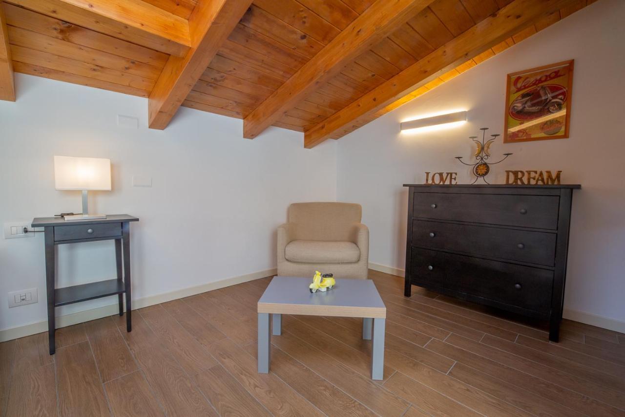 Maison Vespa Argegno Bagian luar foto